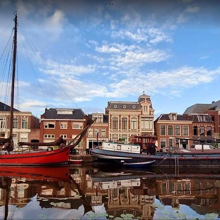 B&B Aan De Gracht Leeuwarden Kültér fotó