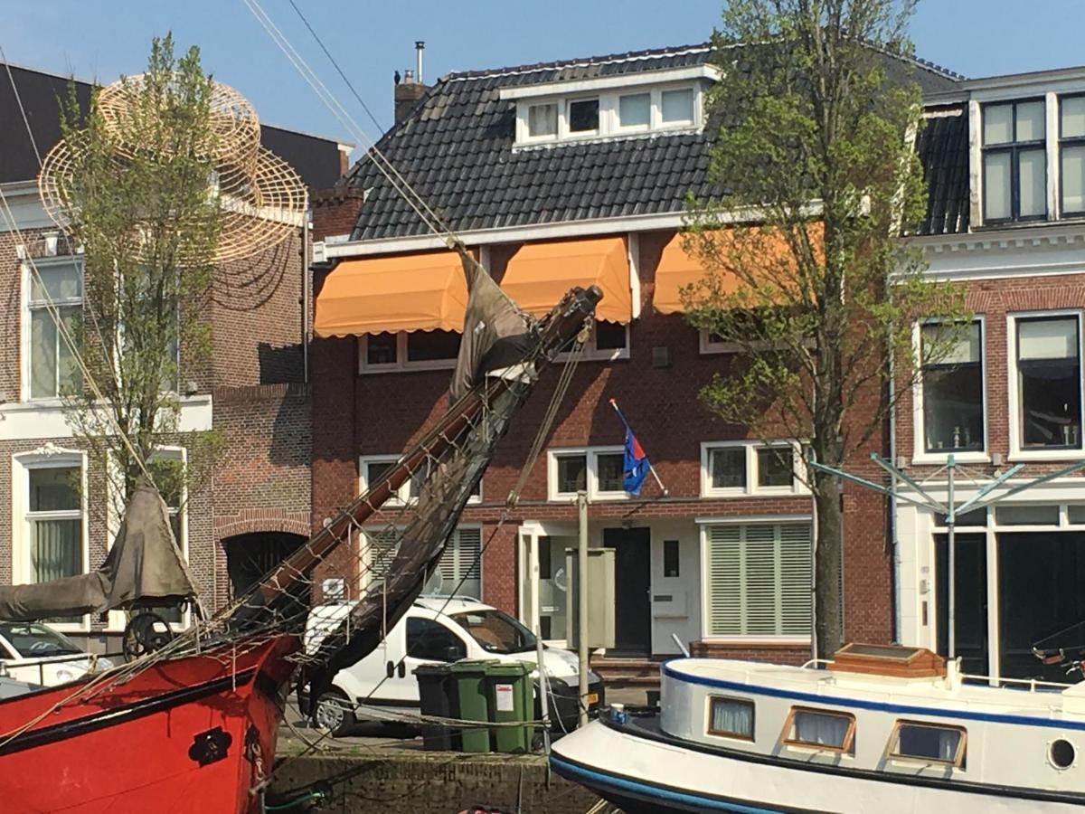 B&B Aan De Gracht Leeuwarden Kültér fotó